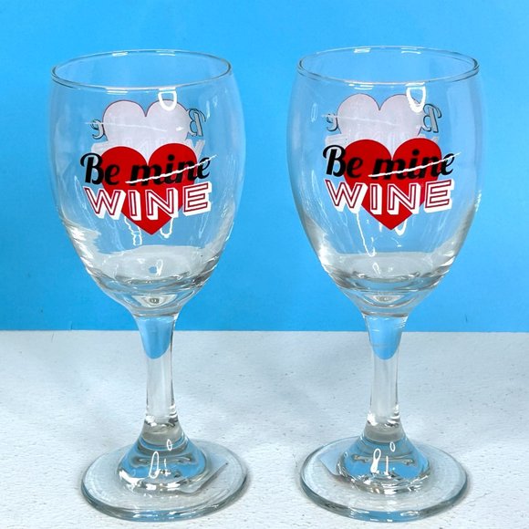 NEW Set of 2 BE MINE WINE Valentine's‎ Day 10 Oz Wine Glasses Glass - Picture 4 of 4
